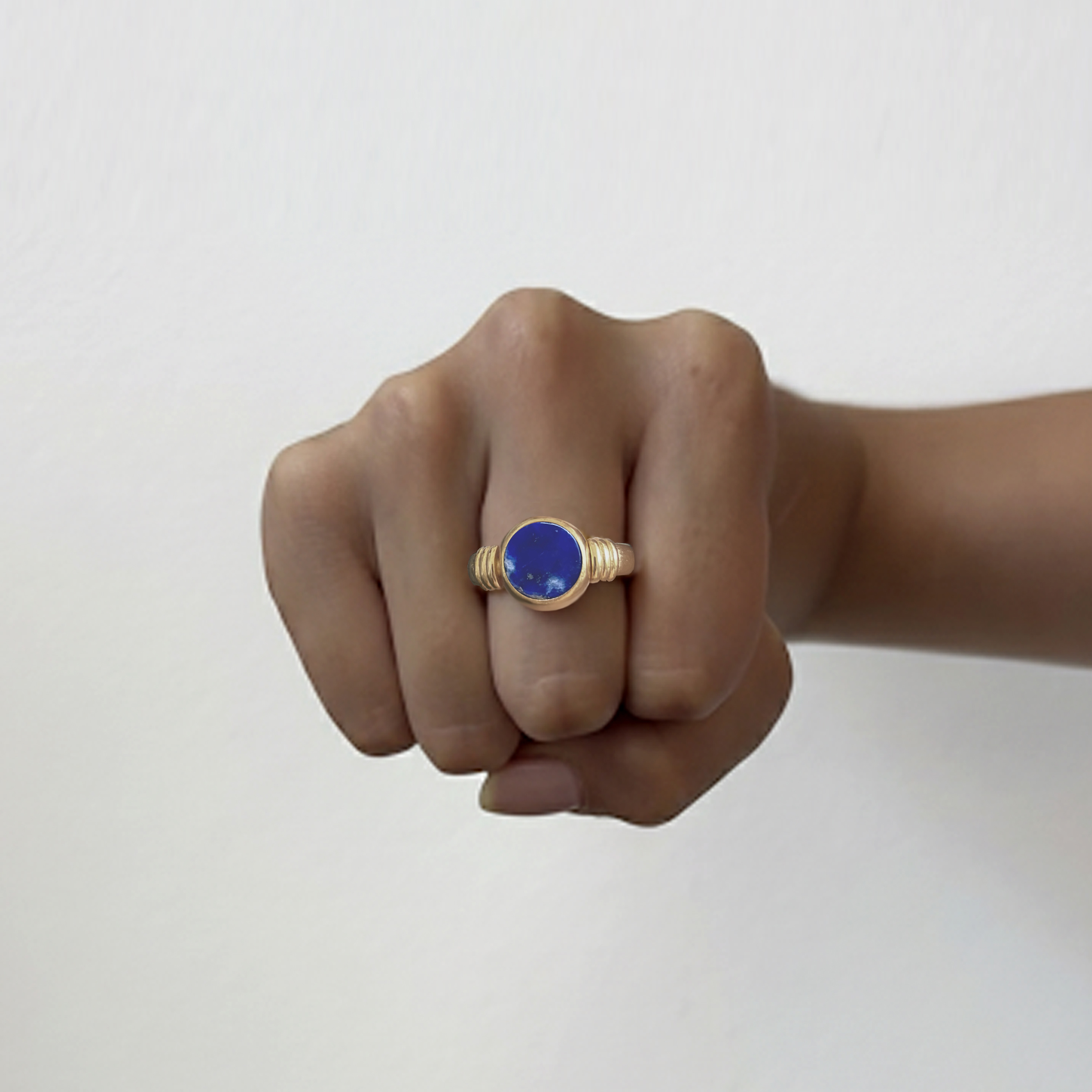 Bague avec pierre verte